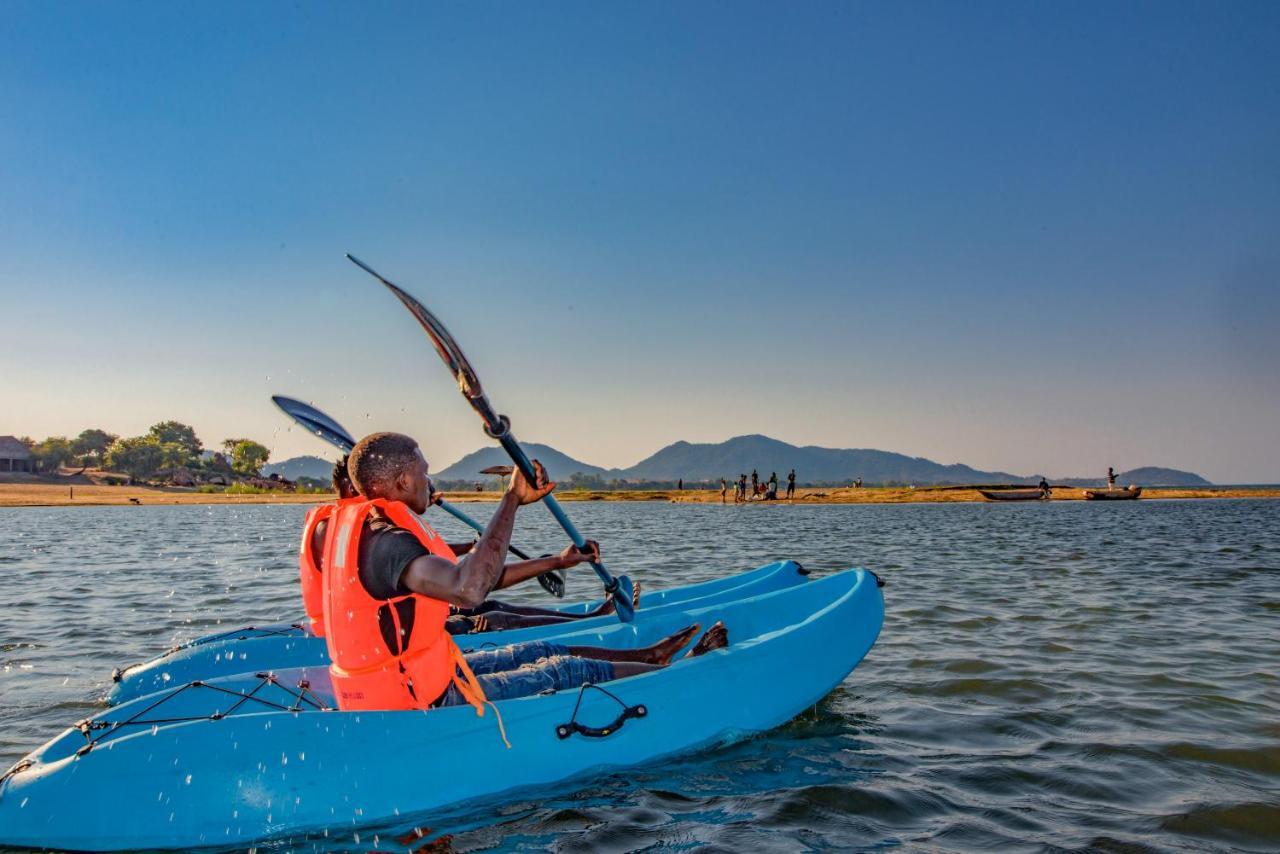 Blue Waters By Serendib Senga Extérieur photo